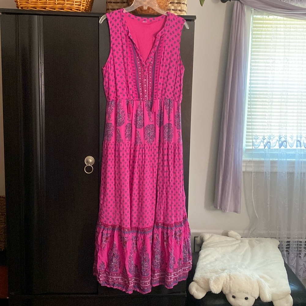 Beautiful dress with lining, size L